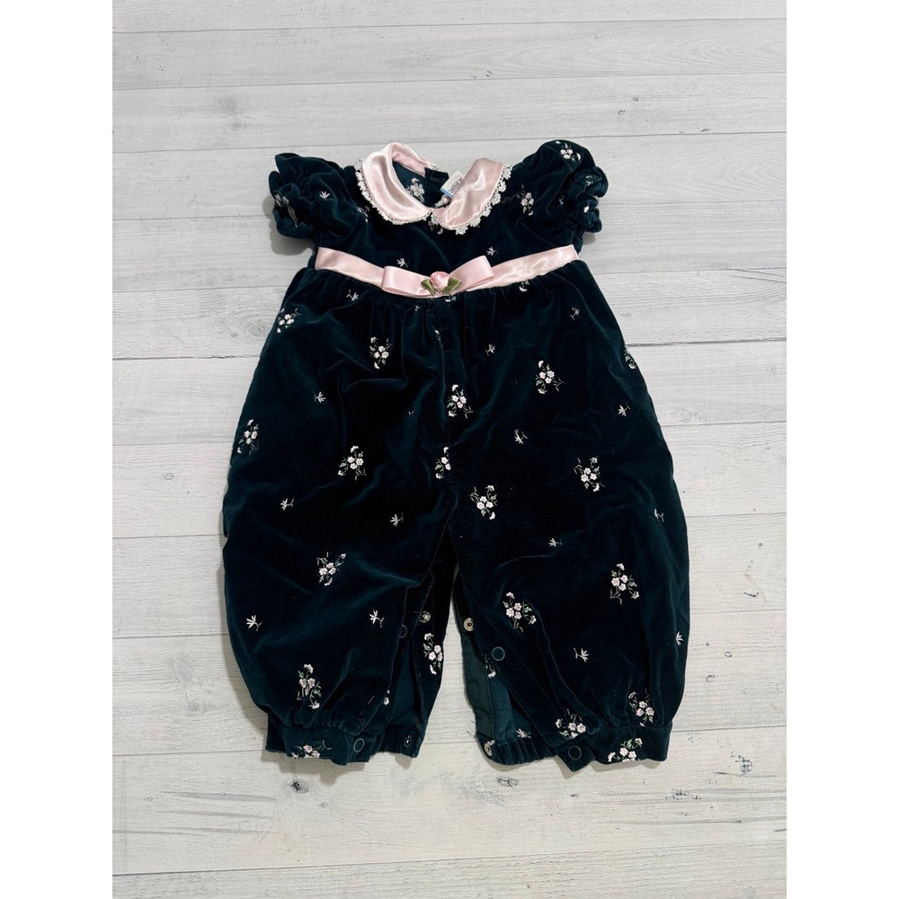 Vintage baby girls velour one piece with flowers 6/9 months